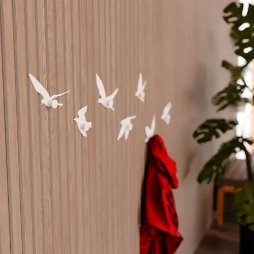 aku-wallclips-aviary-wit.webp
